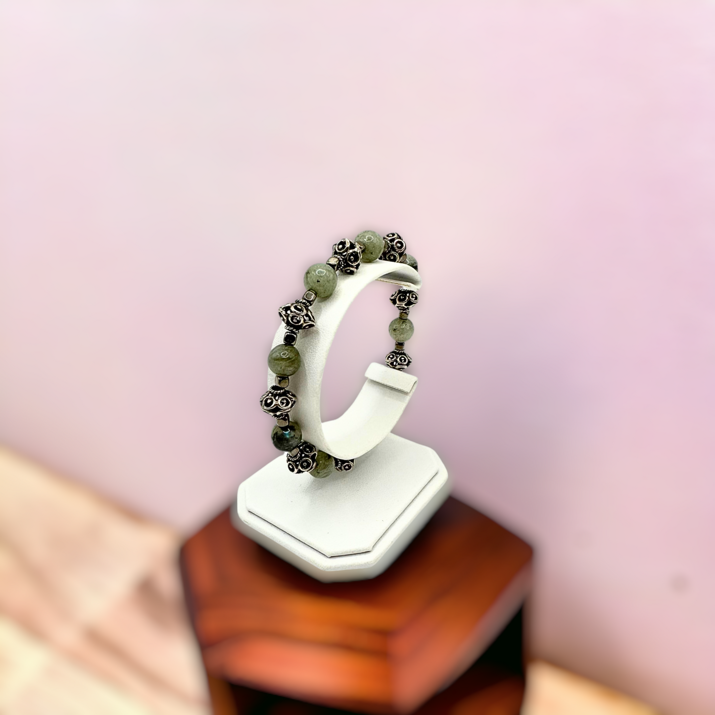 Labradorite Gemstones w/Antique Silver Finished "Pewter" Beads Stretch Bracelet