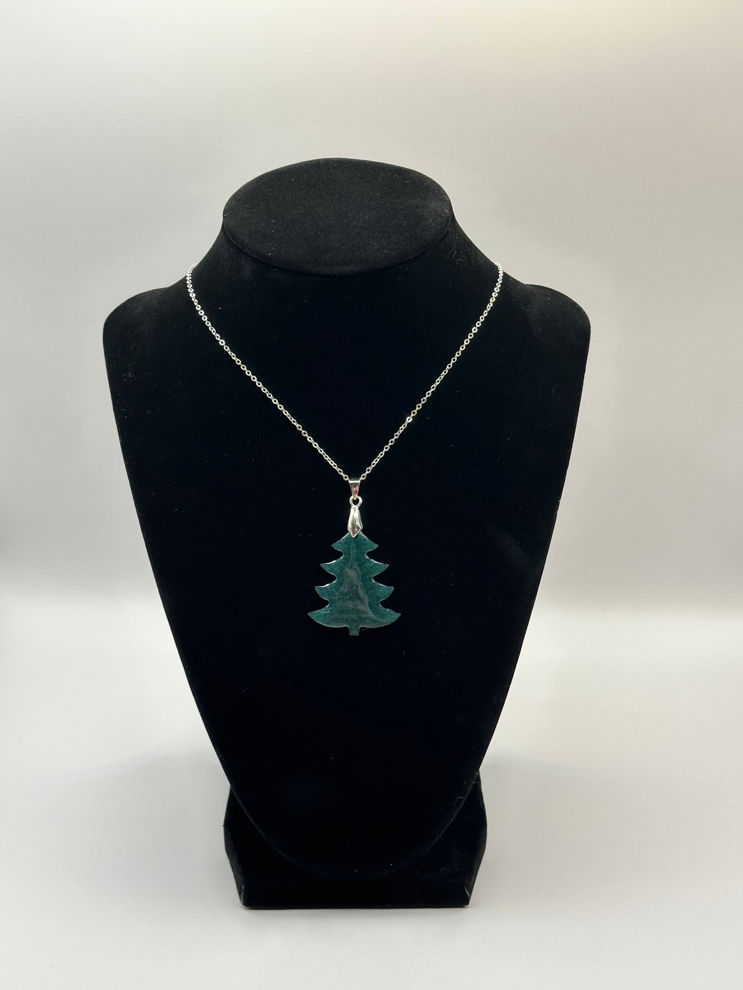 Resin Christmas Tree 16" Necklace