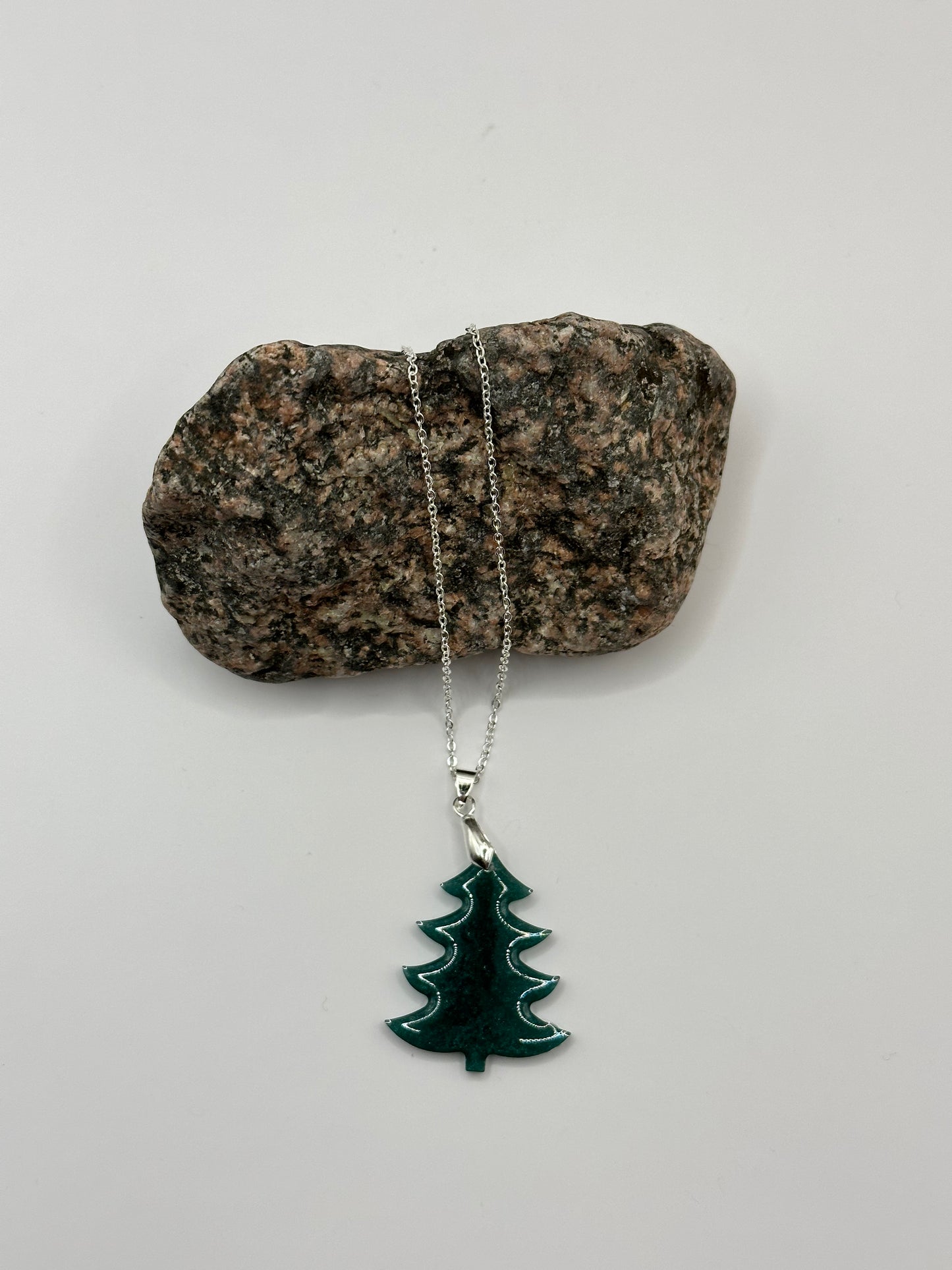 Resin Christmas Tree 16" Necklace